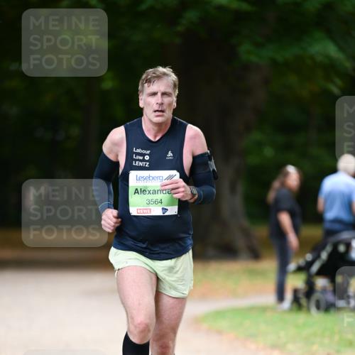 31.08.2025 - 21. Blankeneser Heldenlauf Dr. Thomas Lammeyer http://msf.ph/oto/8634751 31.08.2025 10:34:40 Laufen 3564 meine-sportfotos.de