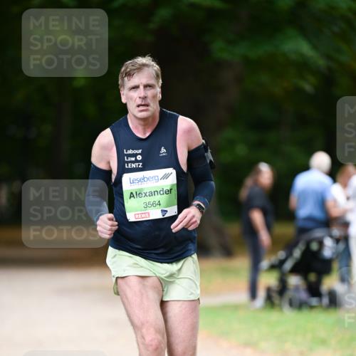 31.08.2025 - 21. Blankeneser Heldenlauf Dr. Thomas Lammeyer http://msf.ph/oto/8634753 31.08.2025 10:34:40 Laufen 3564 meine-sportfotos.de