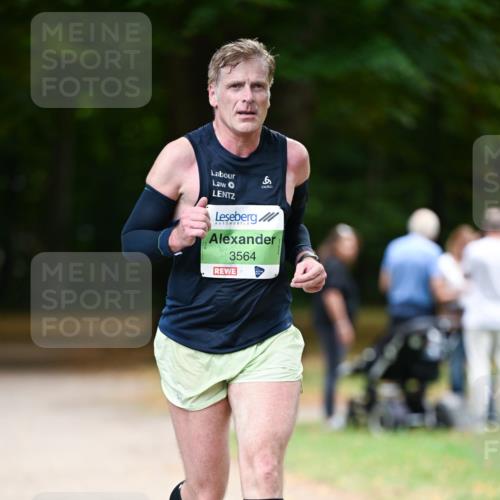31.08.2025 - 21. Blankeneser Heldenlauf Dr. Thomas Lammeyer http://msf.ph/oto/8634755 31.08.2025 10:34:40 Laufen 3564 meine-sportfotos.de