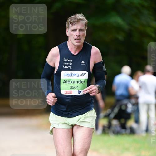 31.08.2025 - 21. Blankeneser Heldenlauf Dr. Thomas Lammeyer http://msf.ph/oto/8634756 31.08.2025 10:34:40 Laufen 6, 3564 meine-sportfotos.de