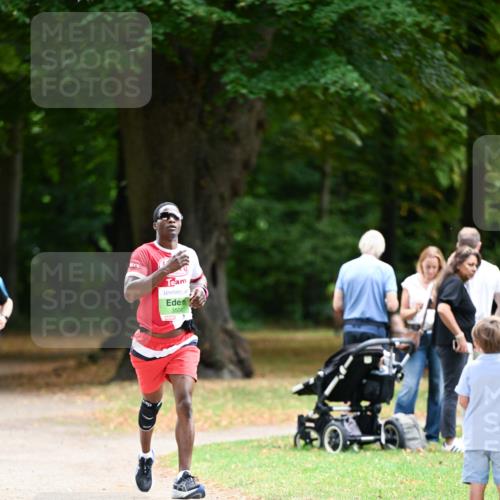 31.08.2025 - 21. Blankeneser Heldenlauf Dr. Thomas Lammeyer http://msf.ph/oto/8634758 31.08.2025 10:34:59 Laufen 3506 meine-sportfotos.de