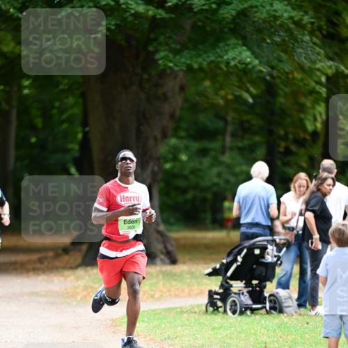 31.08.2025 - 21. Blankeneser Heldenlauf Dr. Thomas Lammeyer http://msf.ph/oto/8634759 31.08.2025 10:34:59 Laufen 3506 meine-sportfotos.de