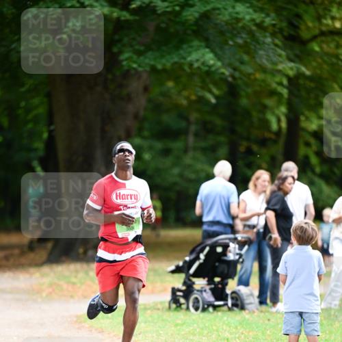 31.08.2025 - 21. Blankeneser Heldenlauf Dr. Thomas Lammeyer http://msf.ph/oto/8634765 31.08.2025 10:35:00 Laufen 3506 meine-sportfotos.de