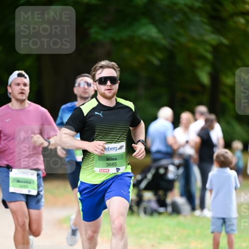 31.08.2025 - 21. Blankeneser Heldenlauf Dr. Thomas Lammeyer http://msf.ph/oto/8634783 31.08.2025 10:35:03 Laufen 3000, 3685 meine-sportfotos.de