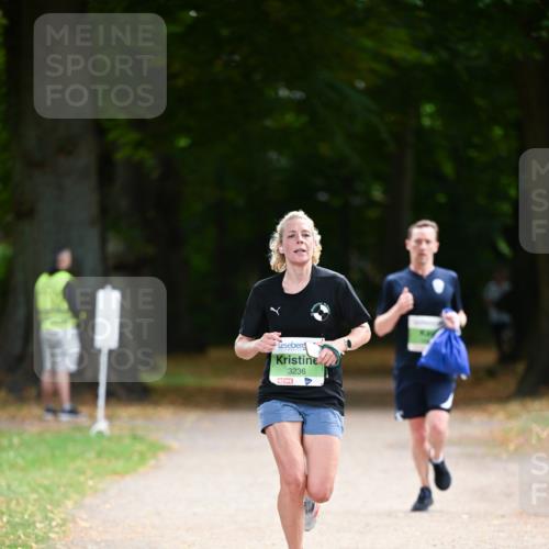 31.08.2025 - 21. Blankeneser Heldenlauf Dr. Thomas Lammeyer http://msf.ph/oto/8634840 31.08.2025 10:35:36 Laufen 3236 meine-sportfotos.de