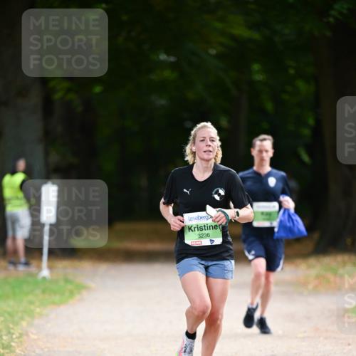31.08.2025 - 21. Blankeneser Heldenlauf Dr. Thomas Lammeyer http://msf.ph/oto/8634843 31.08.2025 10:35:36 Laufen 3236 meine-sportfotos.de