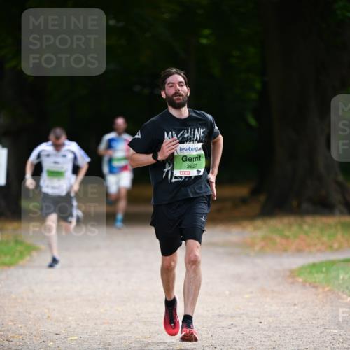 31.08.2025 - 21. Blankeneser Heldenlauf Dr. Thomas Lammeyer http://msf.ph/oto/8634899 31.08.2025 10:36:05 Laufen 3627 meine-sportfotos.de