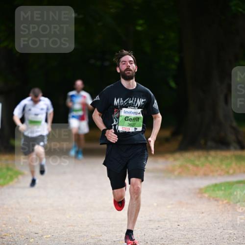 31.08.2025 - 21. Blankeneser Heldenlauf Dr. Thomas Lammeyer http://msf.ph/oto/8634900 31.08.2025 10:36:05 Laufen 3627 meine-sportfotos.de