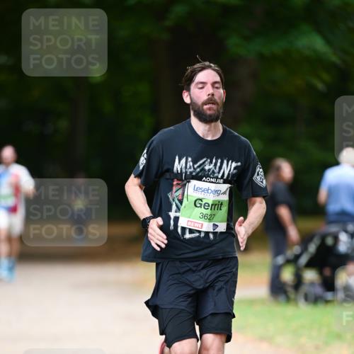 31.08.2025 - 21. Blankeneser Heldenlauf Dr. Thomas Lammeyer http://msf.ph/oto/8634911 31.08.2025 10:36:07 Laufen 3627 meine-sportfotos.de