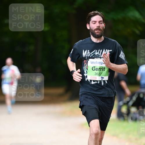 31.08.2025 - 21. Blankeneser Heldenlauf Dr. Thomas Lammeyer http://msf.ph/oto/8634912 31.08.2025 10:36:07 Laufen 3627 meine-sportfotos.de