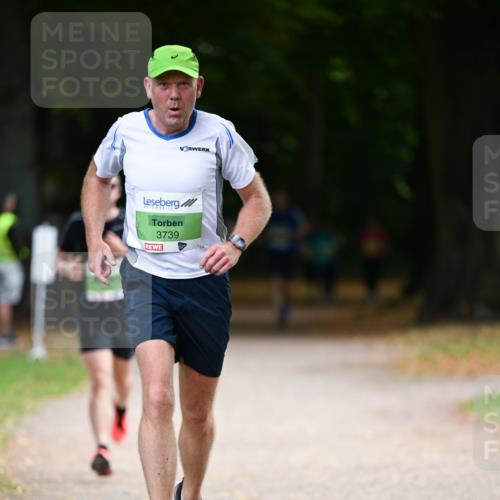 31.08.2025 - 21. Blankeneser Heldenlauf Dr. Thomas Lammeyer http://msf.ph/oto/8634986 31.08.2025 10:36:38 Laufen 3739 meine-sportfotos.de
