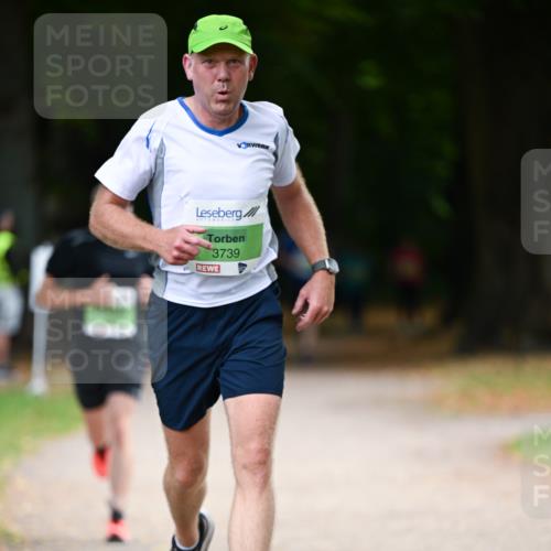 31.08.2025 - 21. Blankeneser Heldenlauf Dr. Thomas Lammeyer http://msf.ph/oto/8634989 31.08.2025 10:36:38 Laufen 3739 meine-sportfotos.de