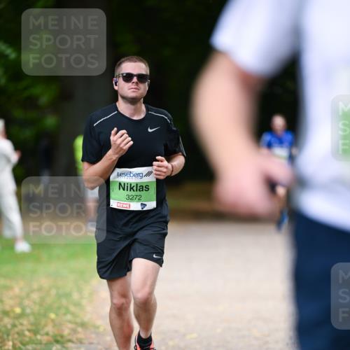 31.08.2025 - 21. Blankeneser Heldenlauf Dr. Thomas Lammeyer http://msf.ph/oto/8634994 31.08.2025 10:36:40 Laufen 3272 meine-sportfotos.de