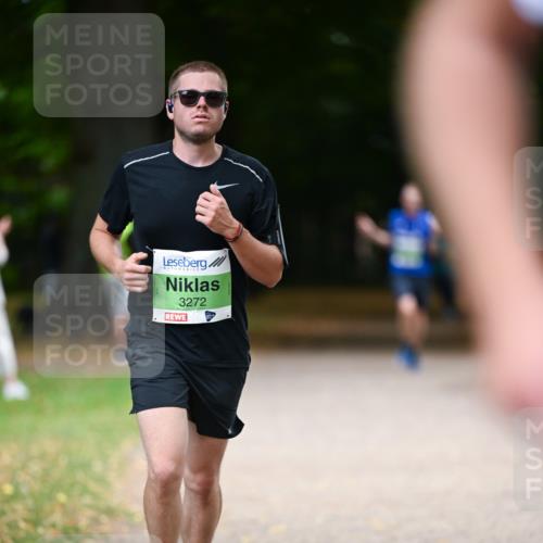 31.08.2025 - 21. Blankeneser Heldenlauf Dr. Thomas Lammeyer http://msf.ph/oto/8634996 31.08.2025 10:36:40 Laufen 3272 meine-sportfotos.de