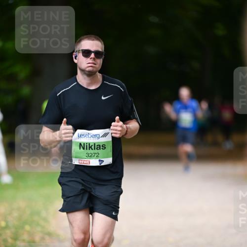 31.08.2025 - 21. Blankeneser Heldenlauf Dr. Thomas Lammeyer http://msf.ph/oto/8634998 31.08.2025 10:36:41 Laufen 3272 meine-sportfotos.de