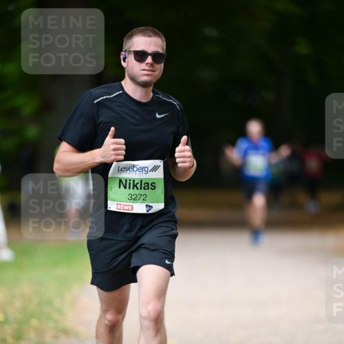 31.08.2025 - 21. Blankeneser Heldenlauf Dr. Thomas Lammeyer http://msf.ph/oto/8634999 31.08.2025 10:36:41 Laufen 3272 meine-sportfotos.de