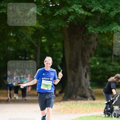 31.08.2025 - 21. Blankeneser Heldenlauf Dr. Thomas Lammeyer http://msf.ph/oto/8635005 31.08.2025 10:36:46 Laufen 3706 meine-sportfotos.de