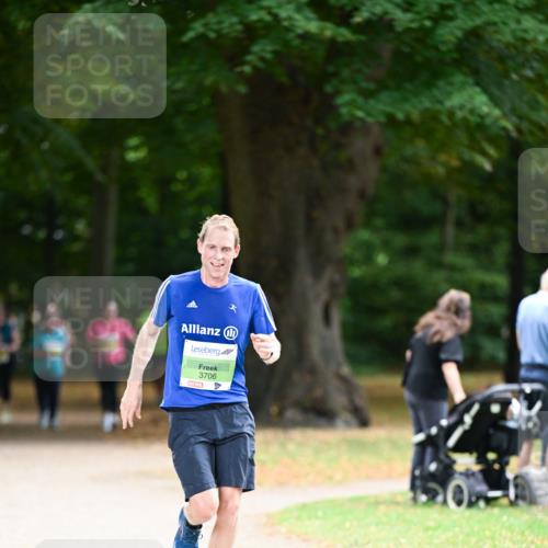 31.08.2025 - 21. Blankeneser Heldenlauf Dr. Thomas Lammeyer http://msf.ph/oto/8635011 31.08.2025 10:36:47 Laufen 3706 meine-sportfotos.de
