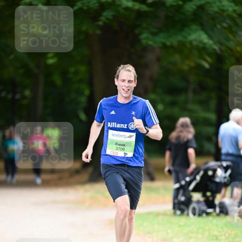 31.08.2025 - 21. Blankeneser Heldenlauf Dr. Thomas Lammeyer http://msf.ph/oto/8635017 31.08.2025 10:36:47 Laufen 3706 meine-sportfotos.de