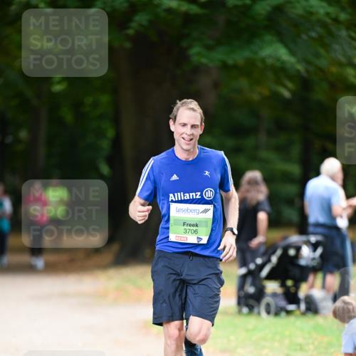 31.08.2025 - 21. Blankeneser Heldenlauf Dr. Thomas Lammeyer http://msf.ph/oto/8635019 31.08.2025 10:36:48 Laufen 3706 meine-sportfotos.de