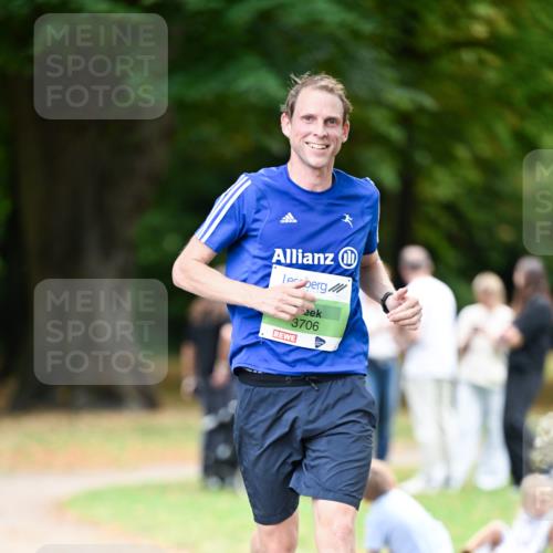 31.08.2025 - 21. Blankeneser Heldenlauf Dr. Thomas Lammeyer http://msf.ph/oto/8635026 31.08.2025 10:36:49 Laufen 3706 meine-sportfotos.de