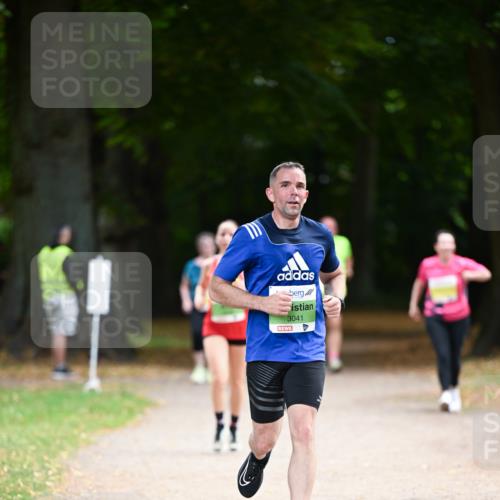 31.08.2025 - 21. Blankeneser Heldenlauf Dr. Thomas Lammeyer http://msf.ph/oto/8635029 31.08.2025 10:36:57 Laufen 3041 meine-sportfotos.de