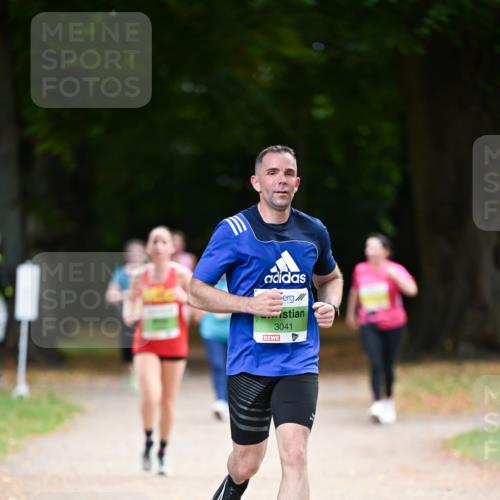 31.08.2025 - 21. Blankeneser Heldenlauf Dr. Thomas Lammeyer http://msf.ph/oto/8635034 31.08.2025 10:36:58 Laufen 3041 meine-sportfotos.de
