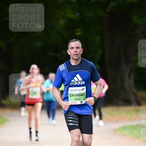 31.08.2025 - 21. Blankeneser Heldenlauf Dr. Thomas Lammeyer http://msf.ph/oto/8635037 31.08.2025 10:36:58 Laufen 3041 meine-sportfotos.de