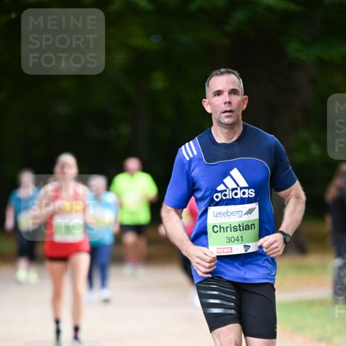 31.08.2025 - 21. Blankeneser Heldenlauf Dr. Thomas Lammeyer http://msf.ph/oto/8635042 31.08.2025 10:36:59 Laufen 3041 meine-sportfotos.de