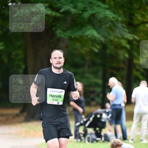 31.08.2025 - 21. Blankeneser Heldenlauf Dr. Thomas Lammeyer http://msf.ph/oto/8635108 31.08.2025 10:37:17 Laufen 3234 meine-sportfotos.de