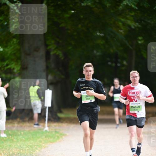 31.08.2025 - 21. Blankeneser Heldenlauf Dr. Thomas Lammeyer http://msf.ph/oto/8635120 31.08.2025 10:37:21 Laufen 3371, 3525 meine-sportfotos.de