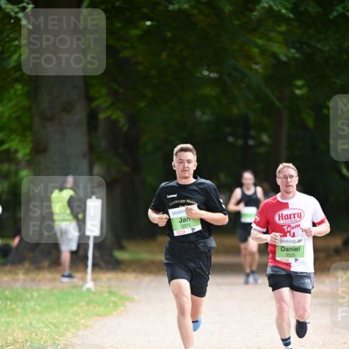 31.08.2025 - 21. Blankeneser Heldenlauf Dr. Thomas Lammeyer http://msf.ph/oto/8635121 31.08.2025 10:37:22 Laufen 3371, 3525 meine-sportfotos.de