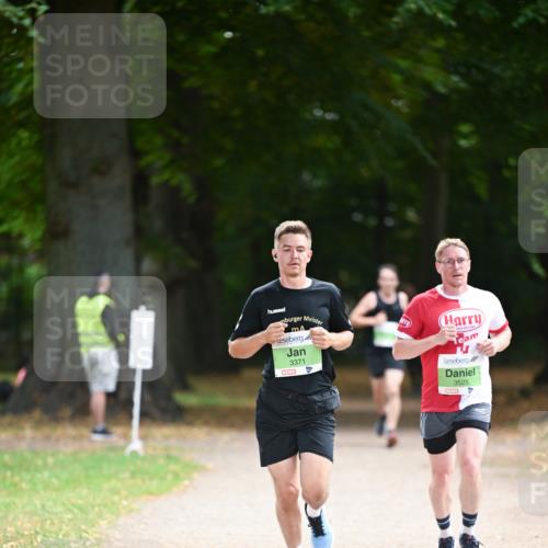 31.08.2025 - 21. Blankeneser Heldenlauf Dr. Thomas Lammeyer http://msf.ph/oto/8635122 31.08.2025 10:37:22 Laufen 3371, 3525 meine-sportfotos.de