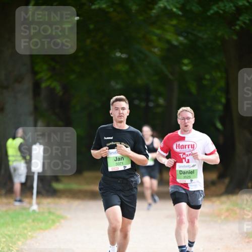 31.08.2025 - 21. Blankeneser Heldenlauf Dr. Thomas Lammeyer http://msf.ph/oto/8635125 31.08.2025 10:37:22 Laufen 3371, 3525 meine-sportfotos.de