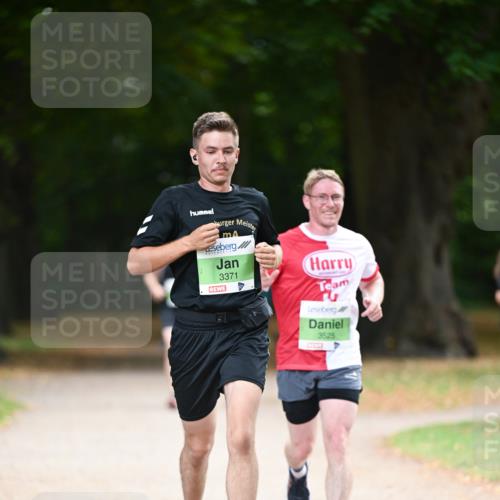 31.08.2025 - 21. Blankeneser Heldenlauf Dr. Thomas Lammeyer http://msf.ph/oto/8635134 31.08.2025 10:37:23 Laufen 3371, 3525 meine-sportfotos.de