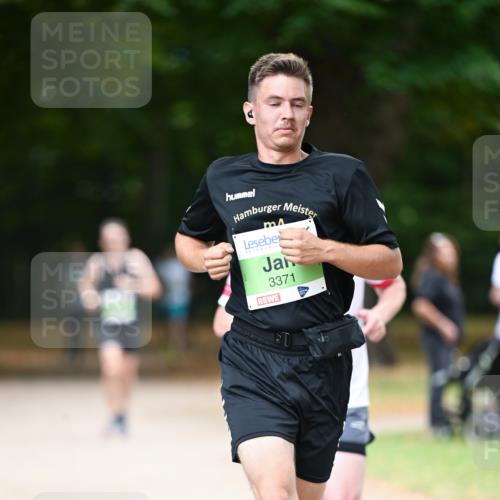 31.08.2025 - 21. Blankeneser Heldenlauf Dr. Thomas Lammeyer http://msf.ph/oto/8635143 31.08.2025 10:37:24 Laufen 3371 meine-sportfotos.de