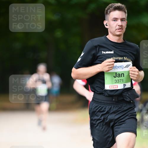 31.08.2025 - 21. Blankeneser Heldenlauf Dr. Thomas Lammeyer http://msf.ph/oto/8635146 31.08.2025 10:37:25 Laufen 3371 meine-sportfotos.de