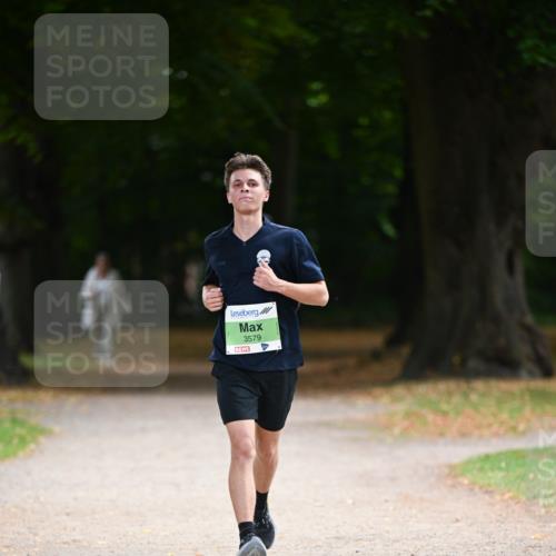31.08.2025 - 21. Blankeneser Heldenlauf Dr. Thomas Lammeyer http://msf.ph/oto/8635189 31.08.2025 10:37:41 Laufen 3579 meine-sportfotos.de