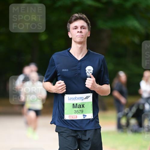 31.08.2025 - 21. Blankeneser Heldenlauf Dr. Thomas Lammeyer http://msf.ph/oto/8635210 31.08.2025 10:37:44 Laufen 3579 meine-sportfotos.de