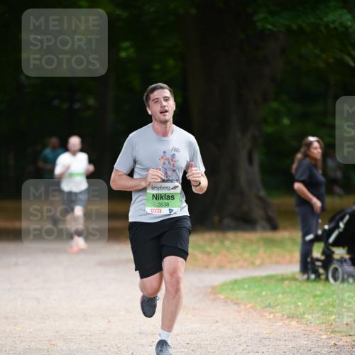 31.08.2025 - 21. Blankeneser Heldenlauf Dr. Thomas Lammeyer http://msf.ph/oto/8635228 31.08.2025 10:37:49 Laufen 3538 meine-sportfotos.de