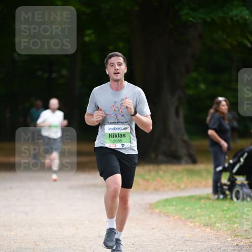31.08.2025 - 21. Blankeneser Heldenlauf Dr. Thomas Lammeyer http://msf.ph/oto/8635229 31.08.2025 10:37:50 Laufen 33, 3538 meine-sportfotos.de