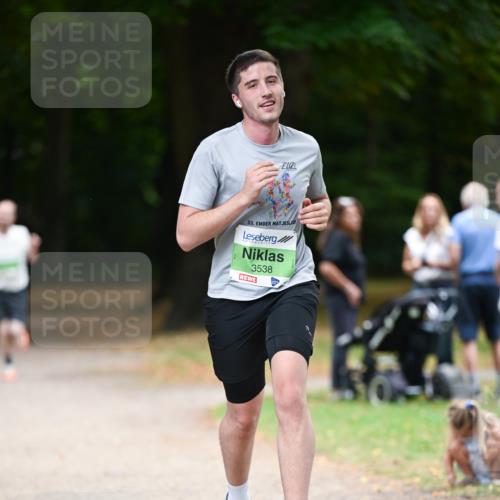 31.08.2025 - 21. Blankeneser Heldenlauf Dr. Thomas Lammeyer http://msf.ph/oto/8635236 31.08.2025 10:37:51 Laufen 10, 33, 3538 meine-sportfotos.de