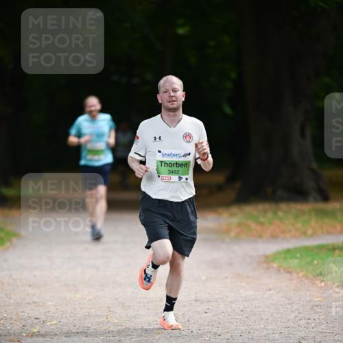 31.08.2025 - 21. Blankeneser Heldenlauf Dr. Thomas Lammeyer http://msf.ph/oto/8635245 31.08.2025 10:37:57 Laufen 3492 meine-sportfotos.de