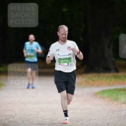 31.08.2025 - 21. Blankeneser Heldenlauf Dr. Thomas Lammeyer http://msf.ph/oto/8635247 31.08.2025 10:37:57 Laufen 3492 meine-sportfotos.de