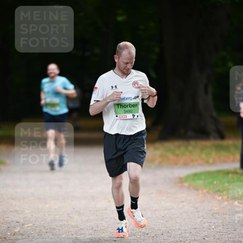 31.08.2025 - 21. Blankeneser Heldenlauf Dr. Thomas Lammeyer http://msf.ph/oto/8635248 31.08.2025 10:37:57 Laufen 3492 meine-sportfotos.de