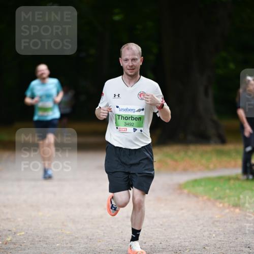 31.08.2025 - 21. Blankeneser Heldenlauf Dr. Thomas Lammeyer http://msf.ph/oto/8635250 31.08.2025 10:37:57 Laufen 3492 meine-sportfotos.de