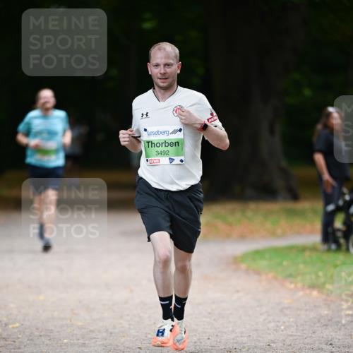 31.08.2025 - 21. Blankeneser Heldenlauf Dr. Thomas Lammeyer http://msf.ph/oto/8635251 31.08.2025 10:37:58 Laufen 3492 meine-sportfotos.de