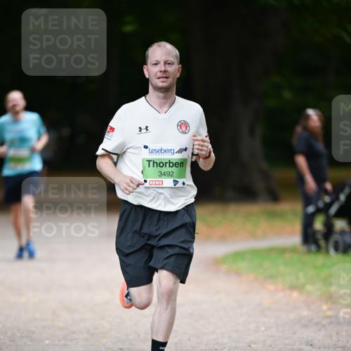 31.08.2025 - 21. Blankeneser Heldenlauf Dr. Thomas Lammeyer http://msf.ph/oto/8635255 31.08.2025 10:37:58 Laufen 3492 meine-sportfotos.de