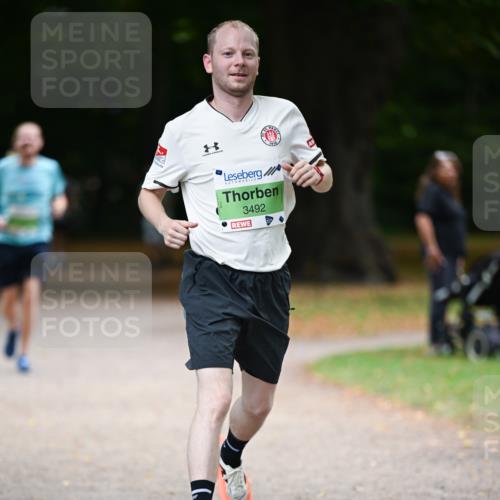31.08.2025 - 21. Blankeneser Heldenlauf Dr. Thomas Lammeyer http://msf.ph/oto/8635257 31.08.2025 10:37:58 Laufen 3492 meine-sportfotos.de