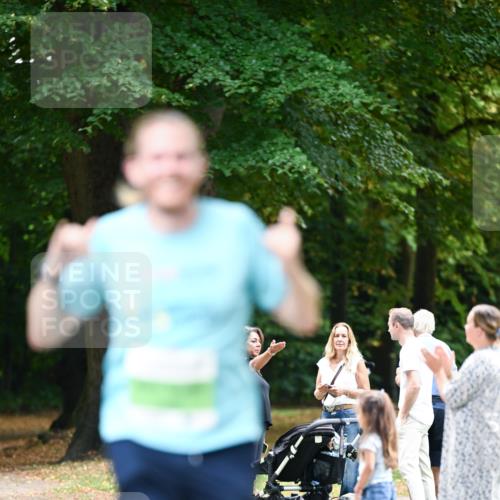 31.08.2025 - 21. Blankeneser Heldenlauf Dr. Thomas Lammeyer http://msf.ph/oto/8635268 31.08.2025 10:38:04 Laufen  meine-sportfotos.de